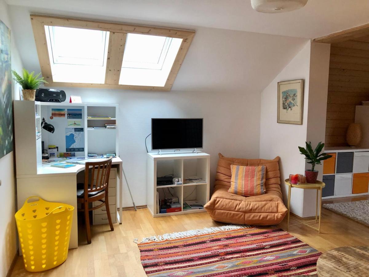 Charmante Ferienwohnung Mit Balkon Im 5-Seen-Land Hechendorf am Pilsensee Zewnętrze zdjęcie
